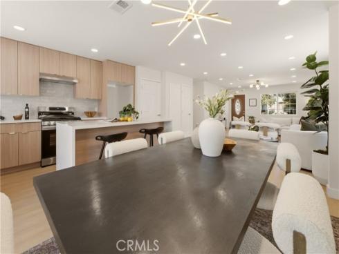 3186 E Radcliffe  , Anaheim, CA