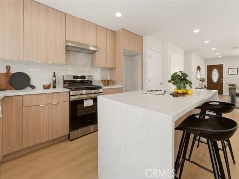 3186 E Radcliffe  , Anaheim, CA