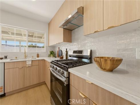 3186 E Radcliffe  , Anaheim, CA