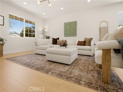 3186 E Radcliffe  , Anaheim, CA