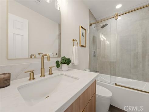 3186 E Radcliffe  , Anaheim, CA
