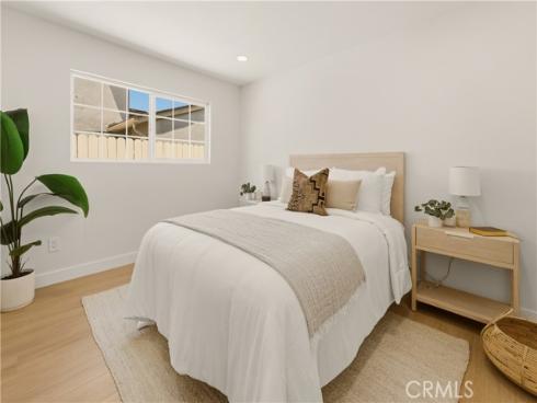 3186 E Radcliffe  , Anaheim, CA