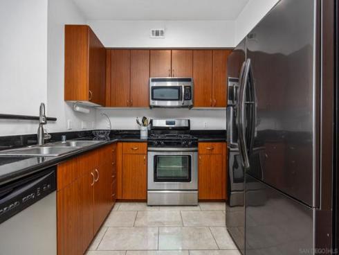 1801 E Katella Ave 4023 , Anaheim, CA