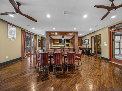 1801 E Katella Ave 4023 , Anaheim, CA