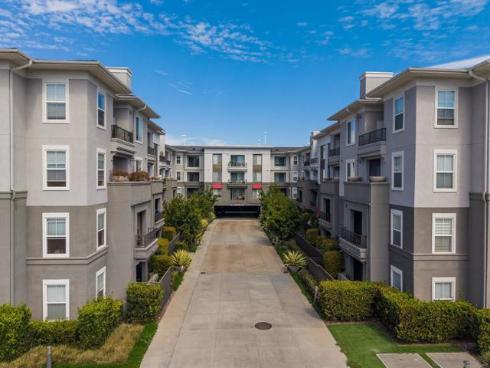 1801 E Katella Ave 4023 , Anaheim, CA