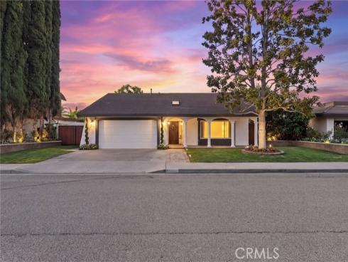 1111 W La Entrada , Anaheim, CA