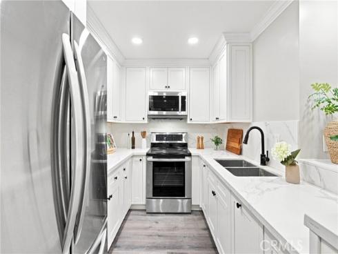 278 N Wilshire 108 , Anaheim, CA