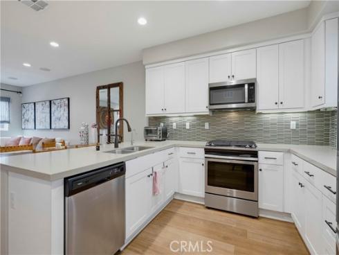 3320 W Mirano  , Anaheim, CA