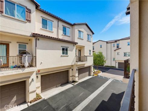 3320 W Mirano  , Anaheim, CA