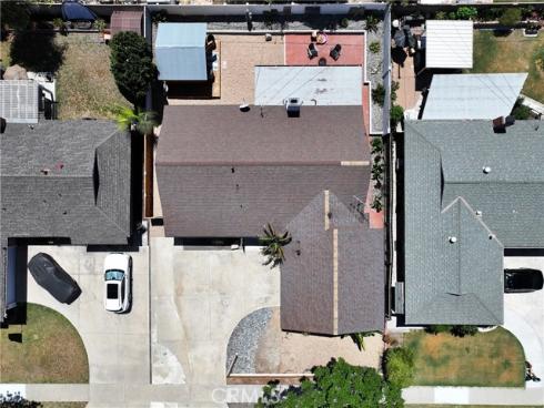 1566 W Crone , Anaheim, CA