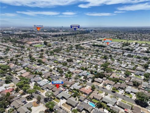 1566 W Crone , Anaheim, CA