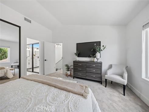1194 N Leeward , Anaheim, CA
