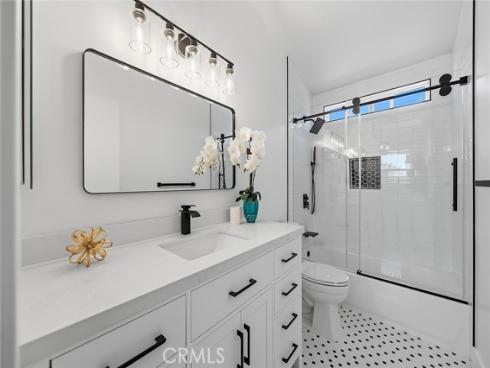 1194 N Leeward , Anaheim, CA