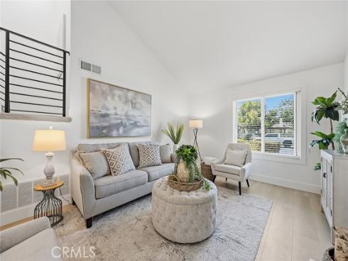1194 N Leeward , Anaheim, CA