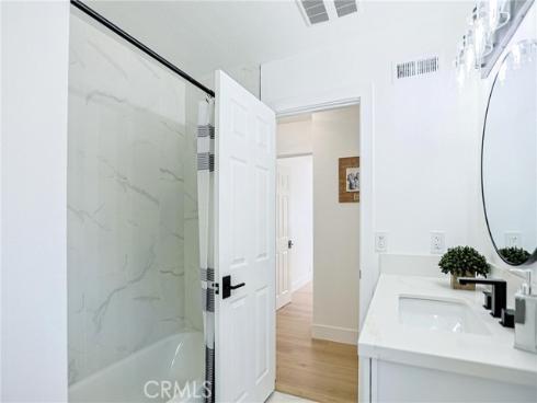 1246 E Turin  , Anaheim, CA