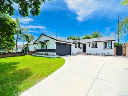 1246 E Turin  , Anaheim, CA