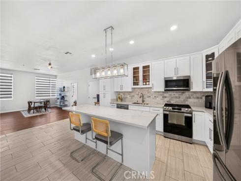 435 W Center Street 316 , Anaheim, CA