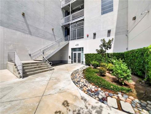 435 W Center Street 316 , Anaheim, CA