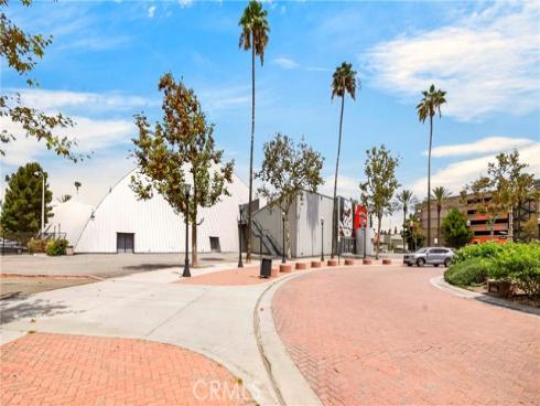 435 W Center Street 316 , Anaheim, CA