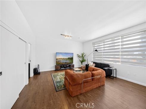 435 W Center Street 316 , Anaheim, CA