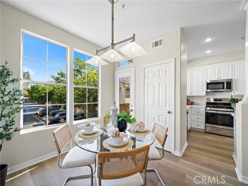 551 W Summerfield , Anaheim, CA