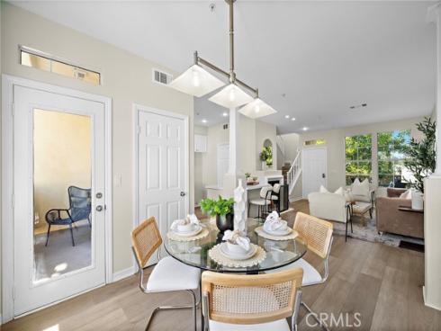 551 W Summerfield , Anaheim, CA