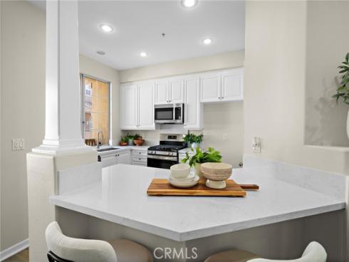551 W Summerfield , Anaheim, CA