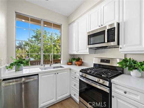 551 W Summerfield , Anaheim, CA
