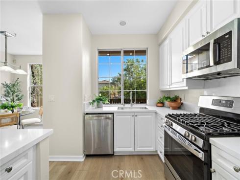 551 W Summerfield , Anaheim, CA