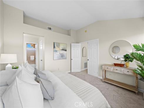 551 W Summerfield , Anaheim, CA