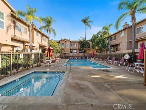 551 W Summerfield , Anaheim, CA