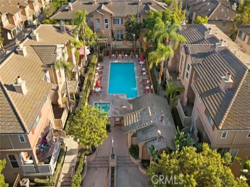 551 W Summerfield , Anaheim, CA