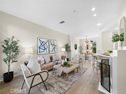 551 W Summerfield , Anaheim, CA