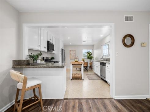1943 W Victoria , Anaheim, CA