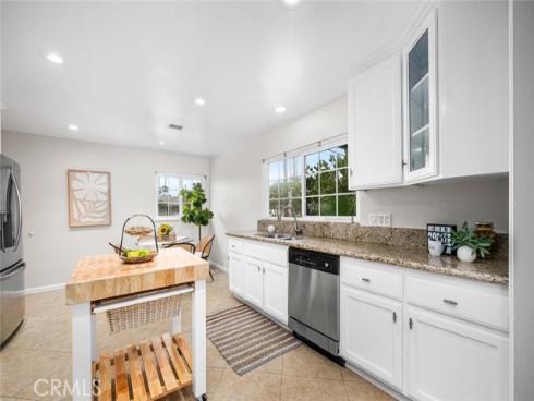 1943 W Victoria , Anaheim, CA