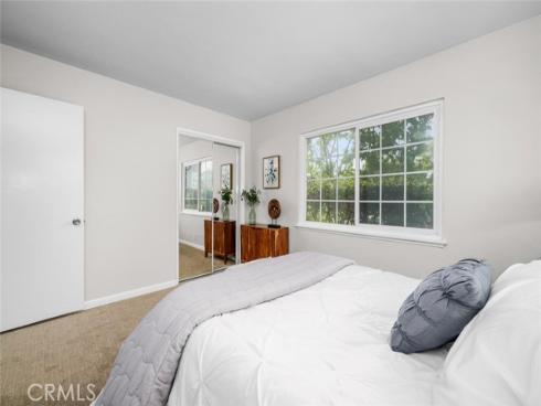 1943 W Victoria , Anaheim, CA