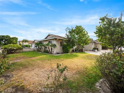 1943 W Victoria , Anaheim, CA