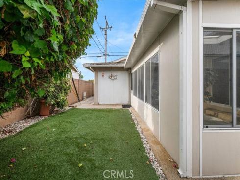 1943 W Victoria , Anaheim, CA