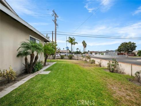 1943 W Victoria  , Anaheim, CA