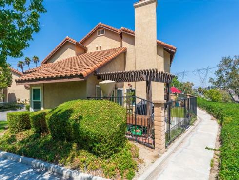 6097 E Montefino , Anaheim, CA