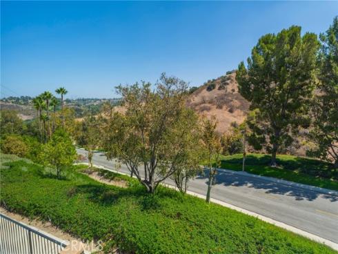 6097 E Montefino , Anaheim, CA