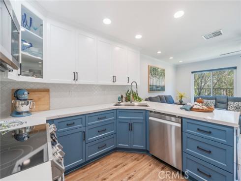 6097 E Montefino , Anaheim, CA