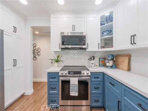 6097 E Montefino , Anaheim, CA