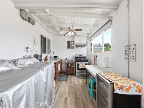 1284 E Florida , Anaheim, CA