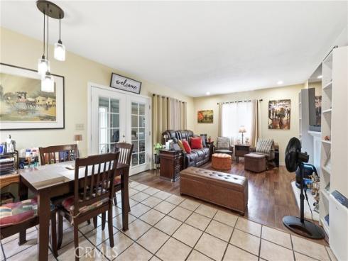 1284 E Florida , Anaheim, CA