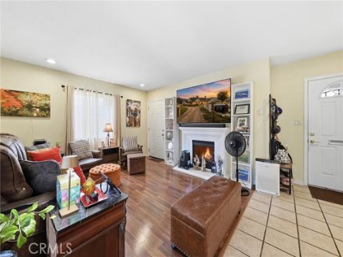 1284 E Florida , Anaheim, CA