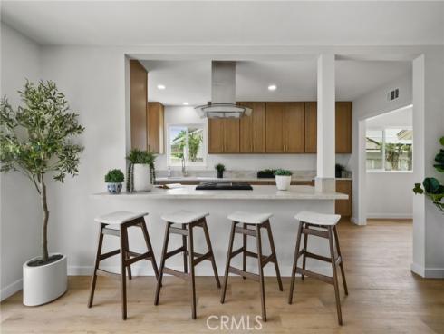 1774 W Niobe , Anaheim, CA