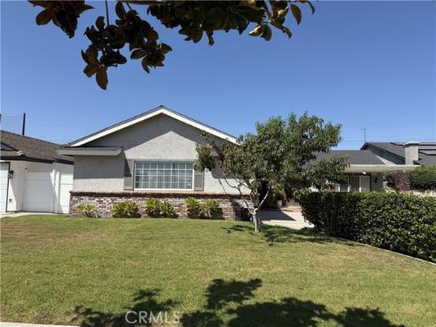 5253 E. Woodwind