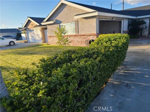 5253 E Woodwind , Anaheim, CA