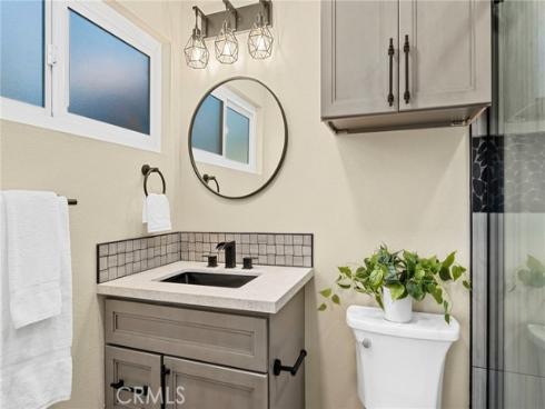1216 E Clifpark Way, Anaheim, CA